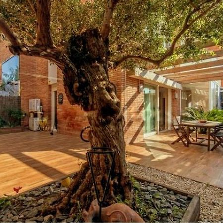 Bonito Duplex Con Piscina En Barcelona&Playa Apartment Tiana Bagian luar foto