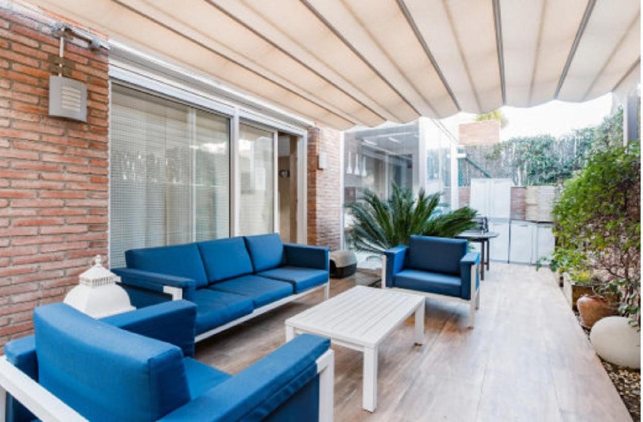 Bonito Duplex Con Piscina En Barcelona&Playa Apartment Tiana Bagian luar foto
